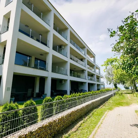 Apartment Free Beach Апартаменты *